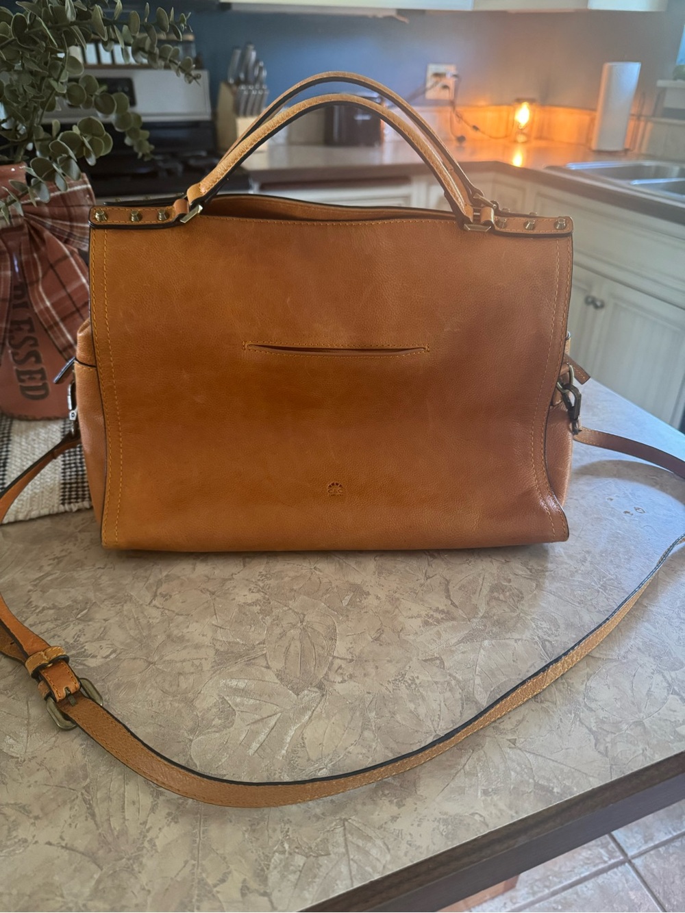 C & C California Classic Tan Leather Women's Bag